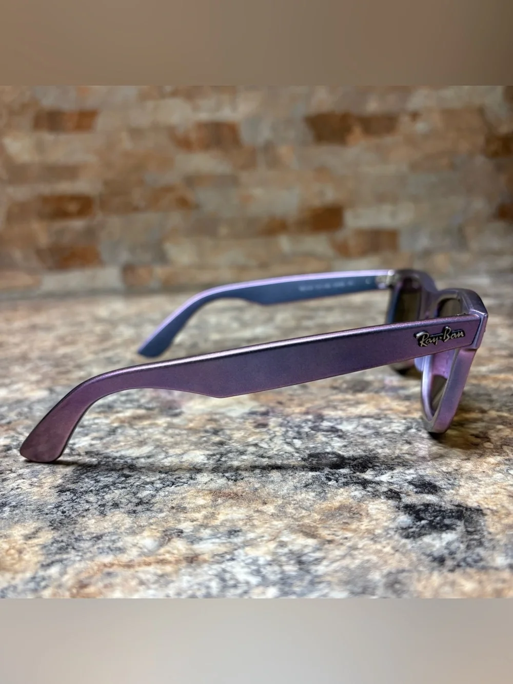 RAY BAN Cosmo Collection MARS RB 2140 Sunglasses